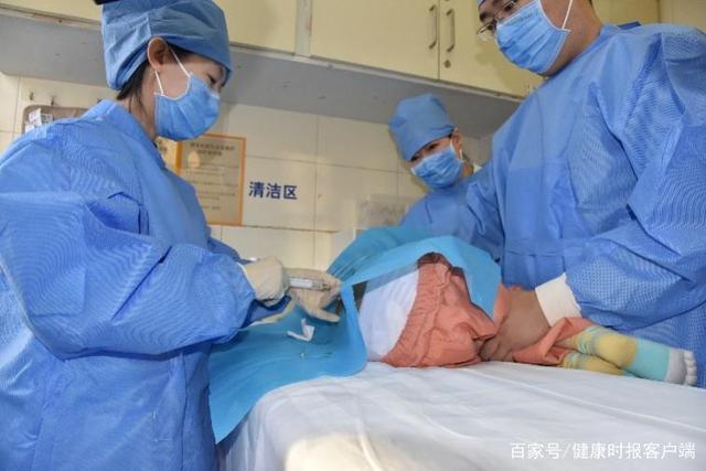 “天价药”进医保、人工关节集采……国家政策红利，他们收到了！